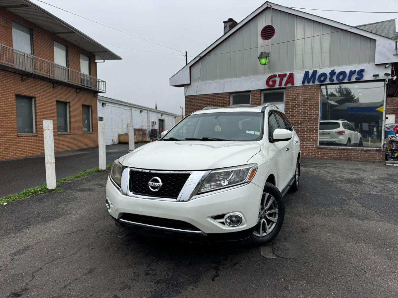 Nissan Pathfinder 4WD 4dr SL 2015