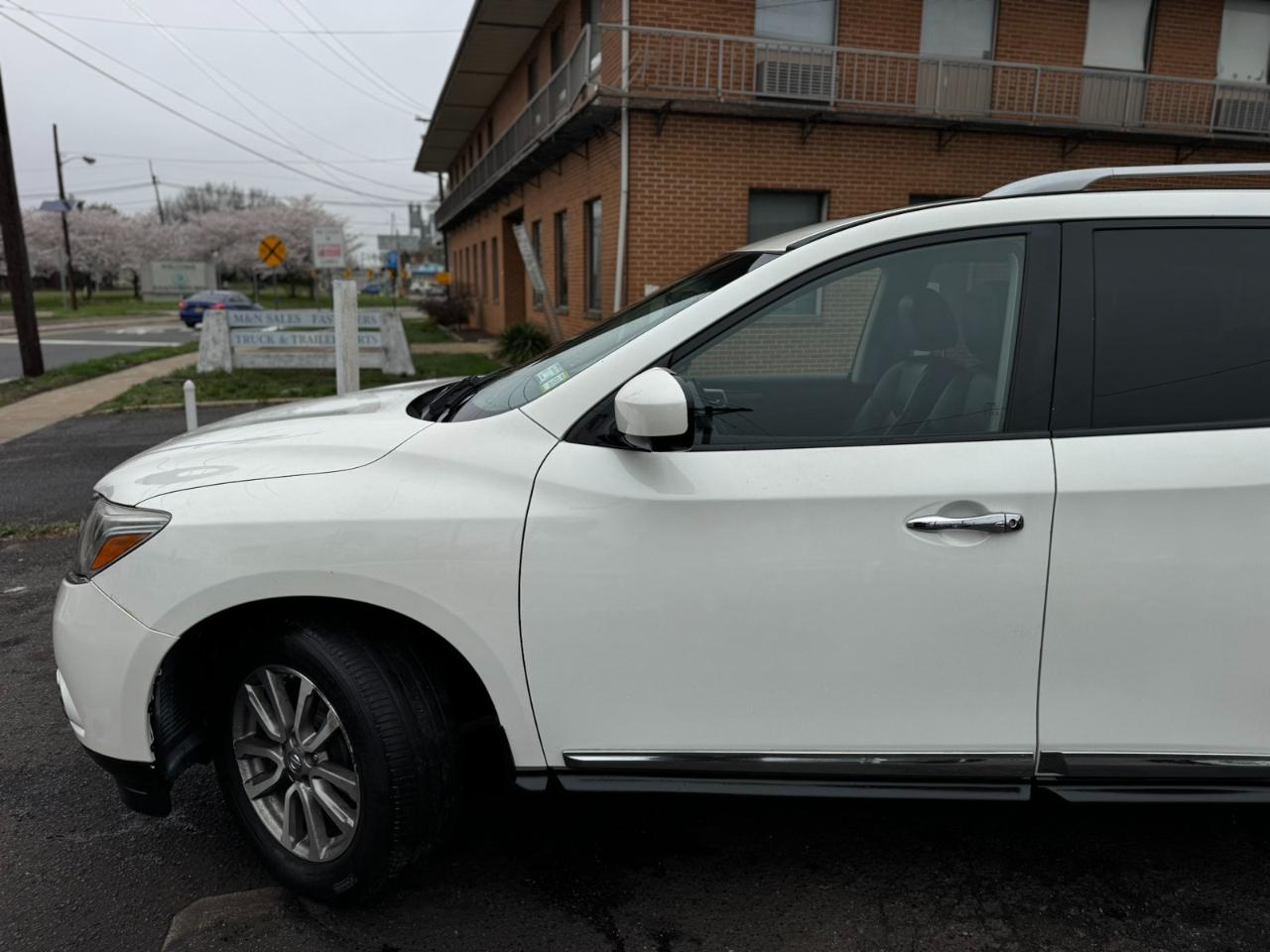 Nissan Pathfinder 4WD 4dr SL 2015