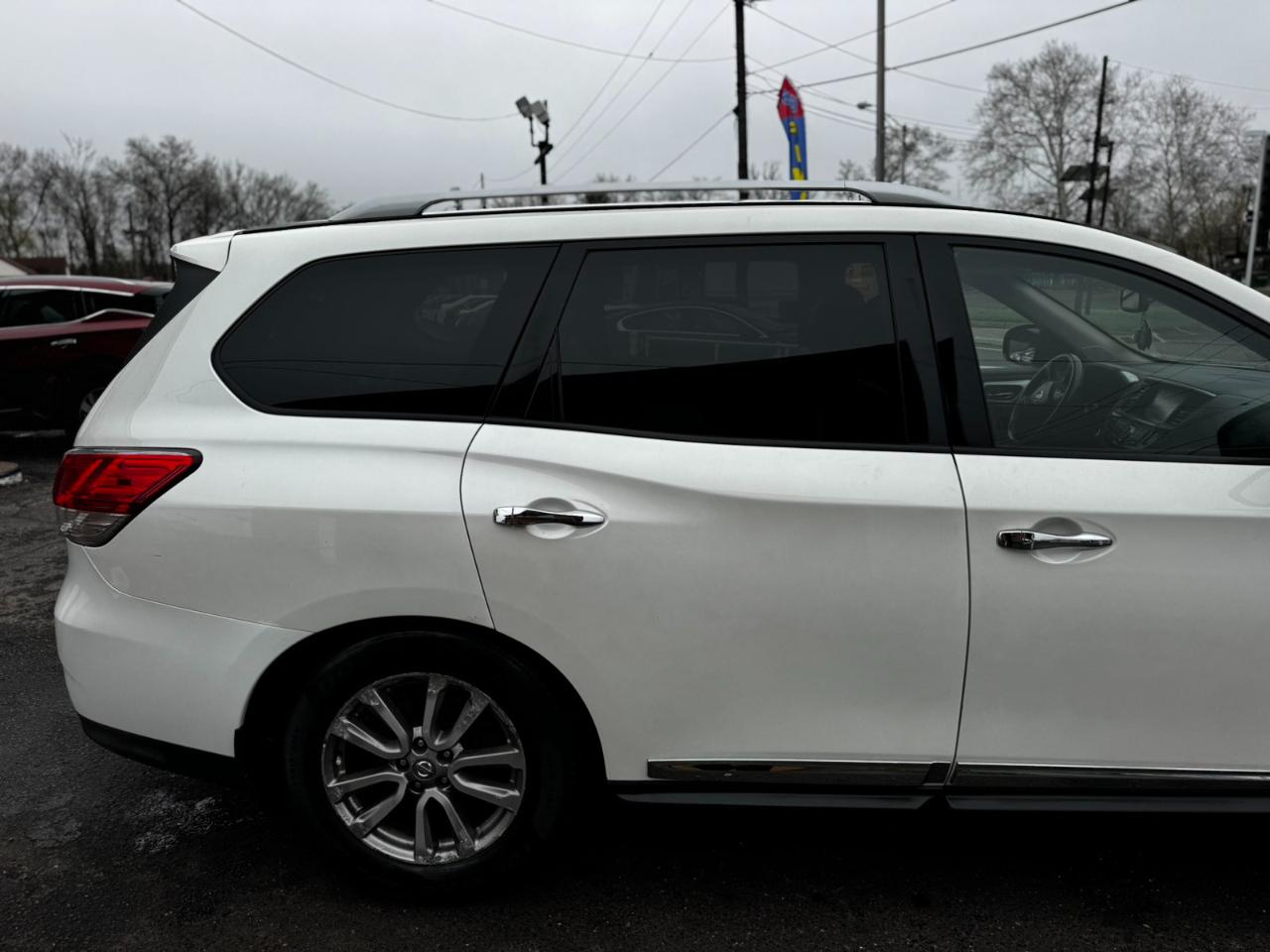 Nissan Pathfinder 4WD 4dr SL 2015