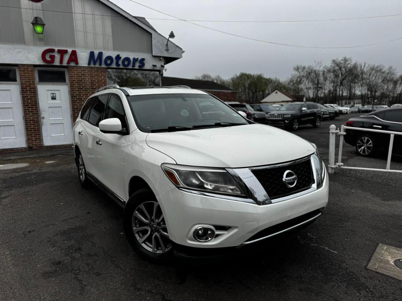 Nissan Pathfinder 4WD 4dr SL 2015