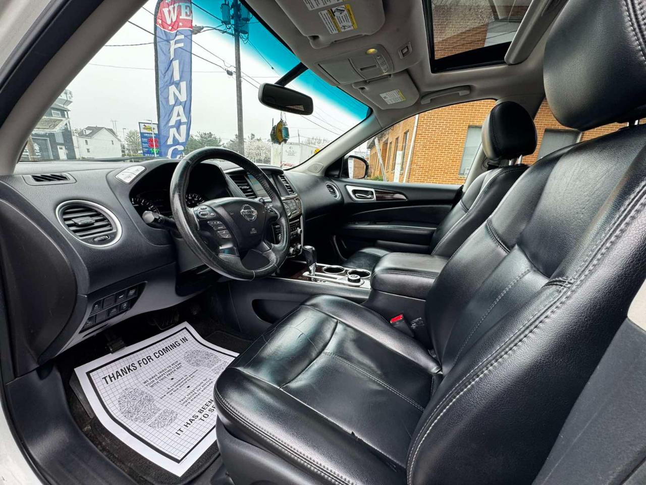 Nissan Pathfinder 4WD 4dr SL 2015