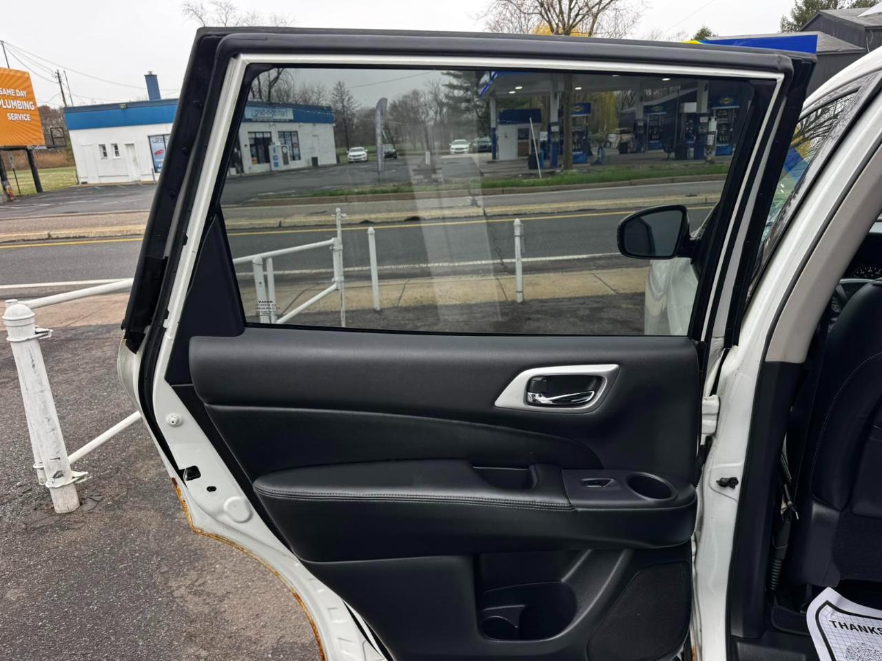 Nissan Pathfinder 4WD 4dr SL 2015