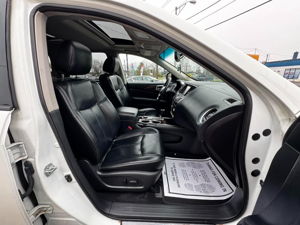 Nissan Pathfinder 4WD 4dr SL 2015