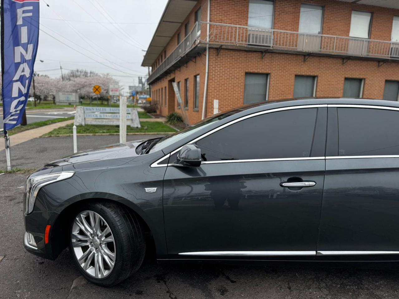 Cadillac XTS 4dr Sdn Luxury FWD 2019