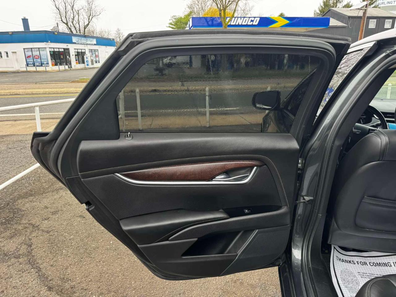 Cadillac XTS 4dr Sdn Luxury FWD 2019