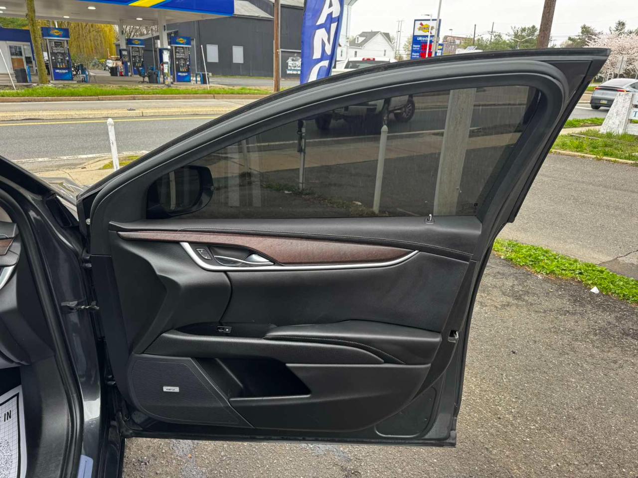 Cadillac XTS 4dr Sdn Luxury FWD 2019