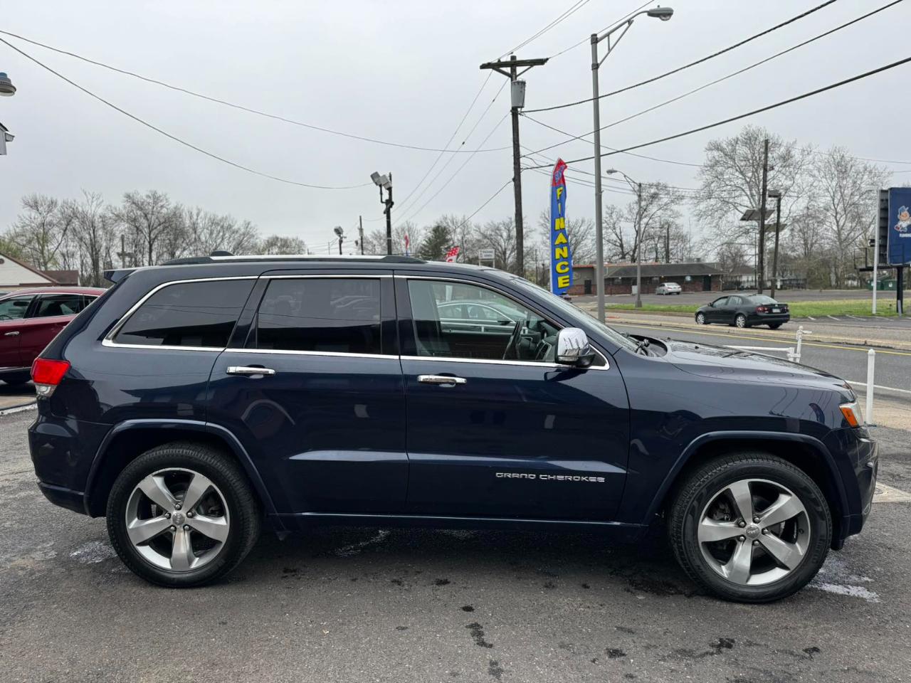 Jeep Grand Cherokee 4WD 4dr Overland 2014