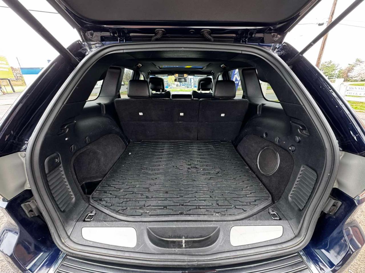 Jeep Grand Cherokee 4WD 4dr Overland 2014