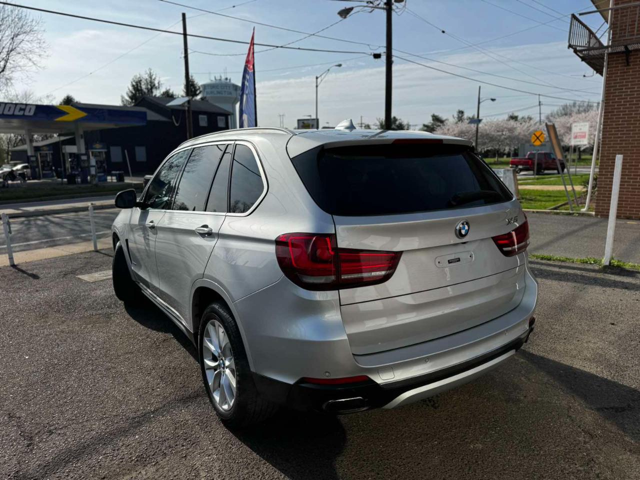 BMW X5 AWD 4dr xDrive50i 2015