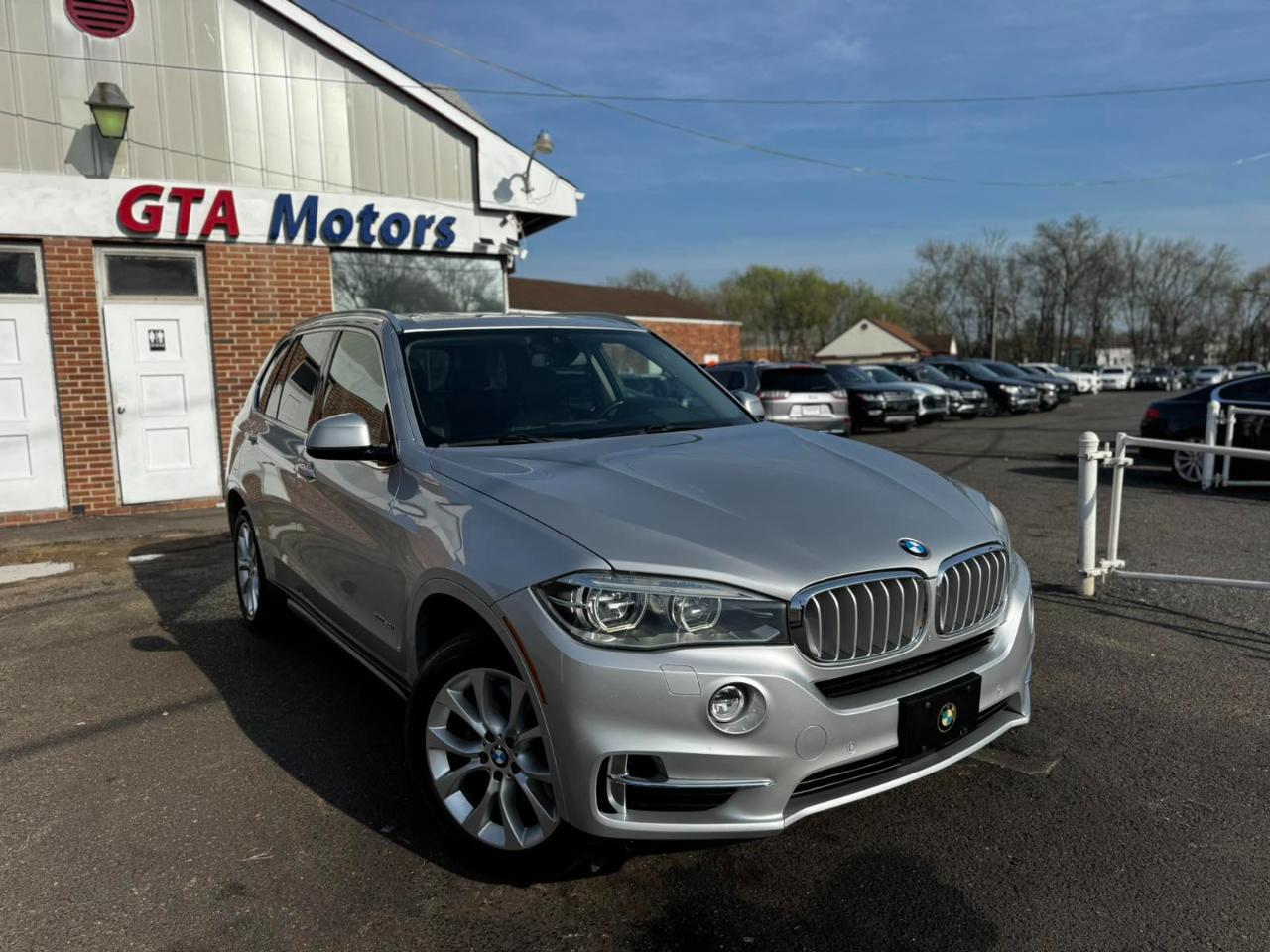 BMW X5 AWD 4dr xDrive50i 2015
