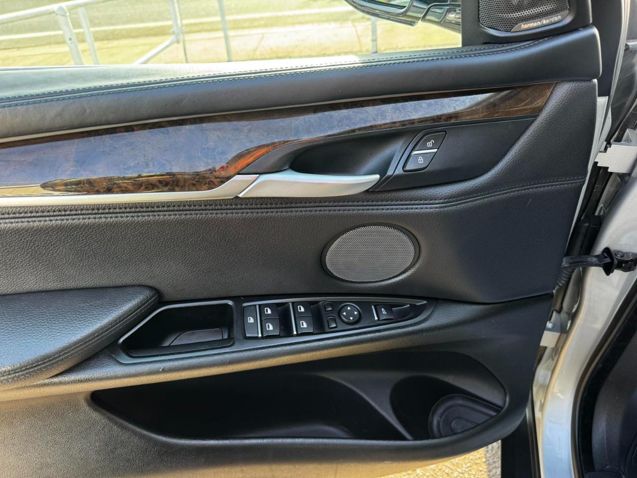 BMW X5 AWD 4dr xDrive50i 2015