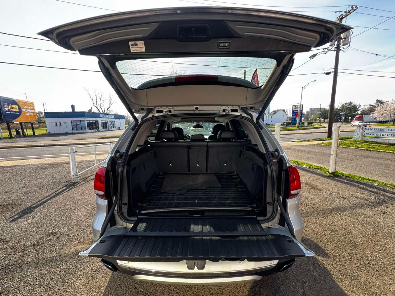 BMW X5 AWD 4dr xDrive50i 2015