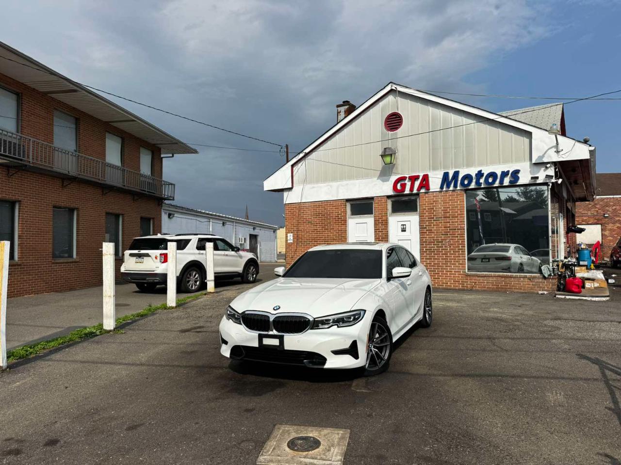 BMW 3 Series 330i xDrive Sedan 2019