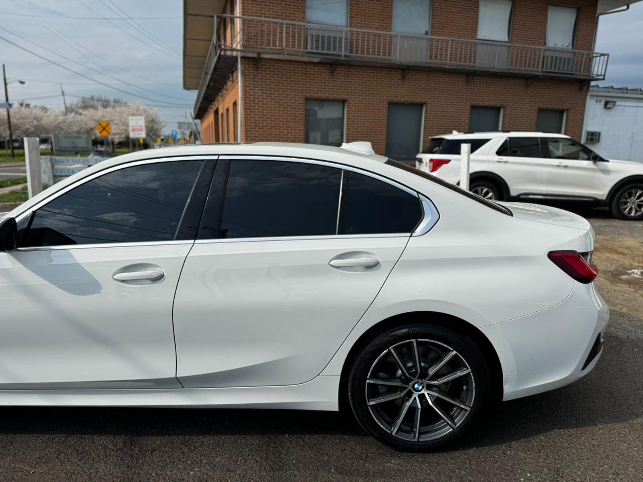 BMW 3 Series 330i xDrive Sedan 2019