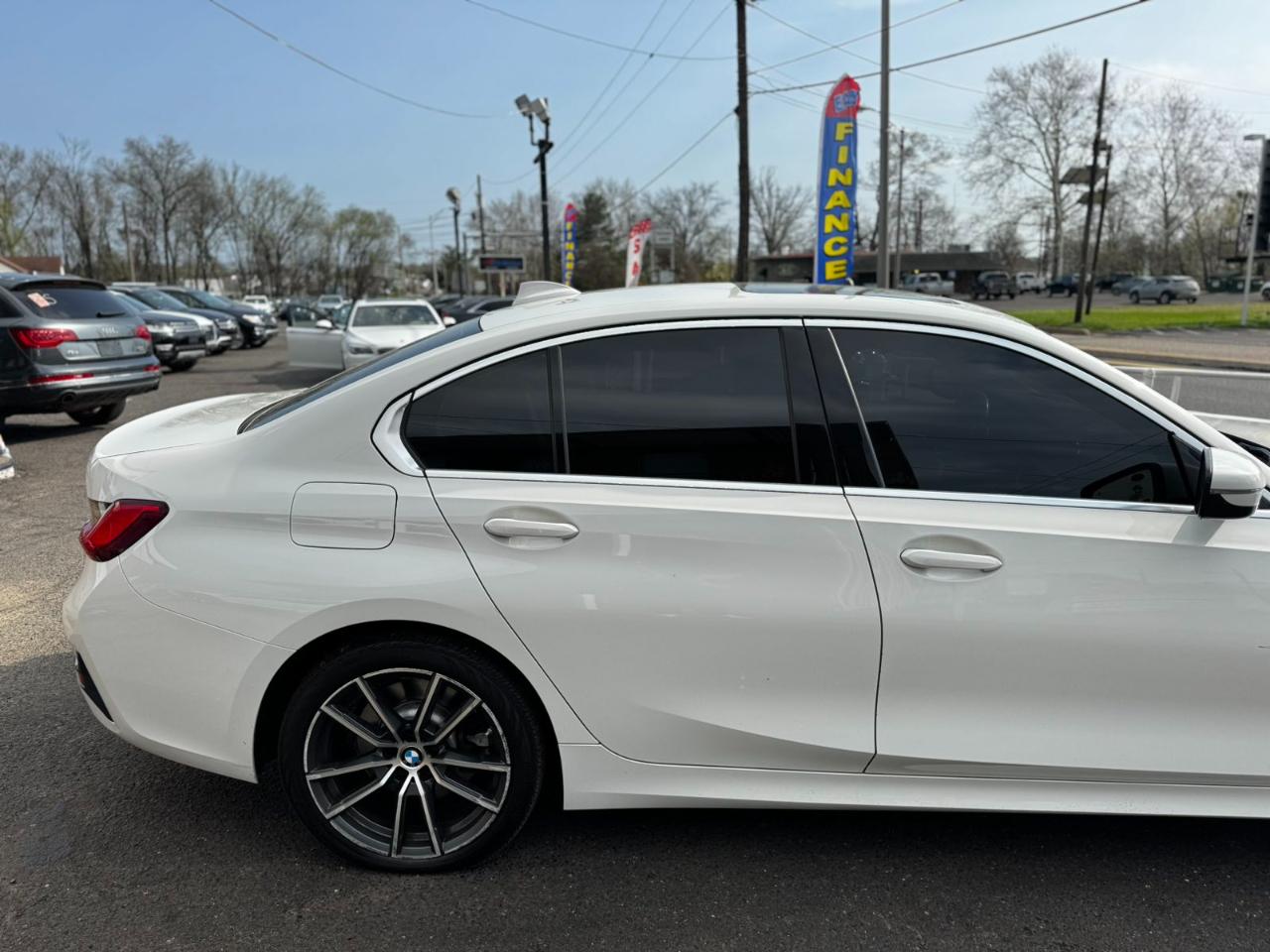 BMW 3 Series 330i xDrive Sedan 2019