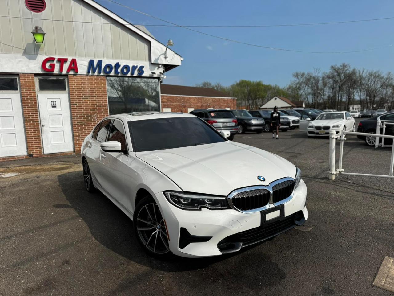 BMW 3 Series 330i xDrive Sedan 2019