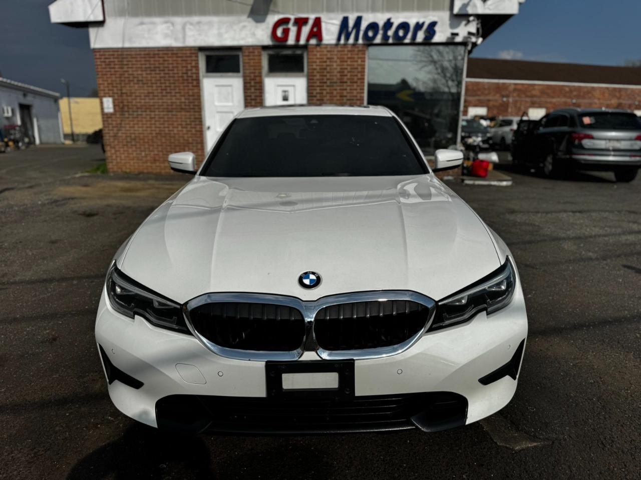 BMW 3 Series 330i xDrive Sedan 2019