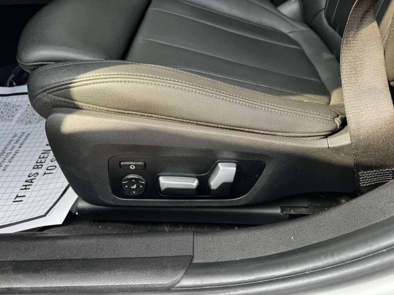 BMW 3 Series 330i xDrive Sedan 2019