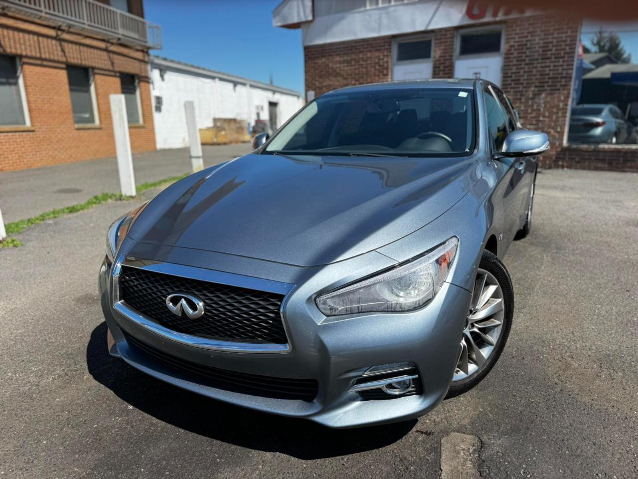 Infiniti Q50 3.0t LUXE AWD 2018