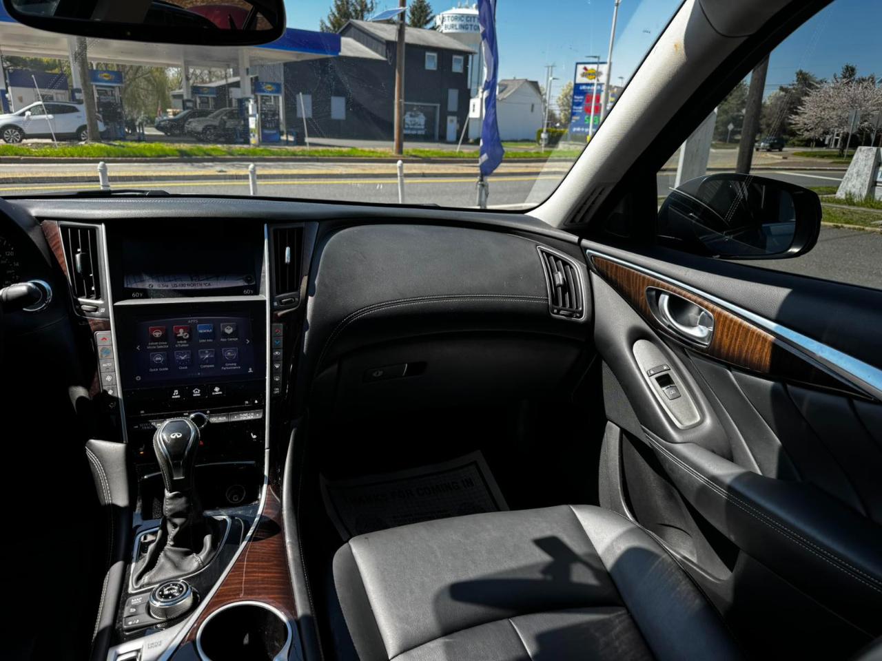 Infiniti Q50 3.0t LUXE AWD 2018