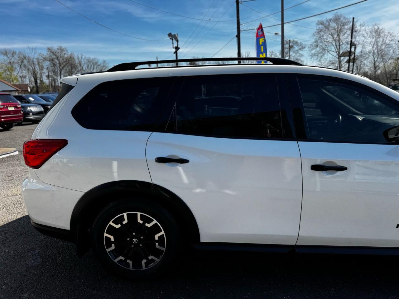 Nissan Pathfinder 4x4 SL 2019