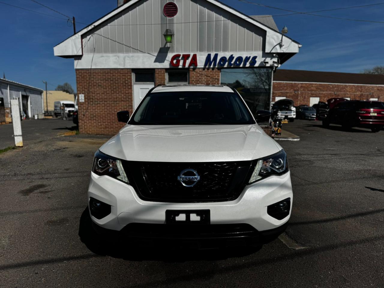 Nissan Pathfinder 4x4 SL 2019