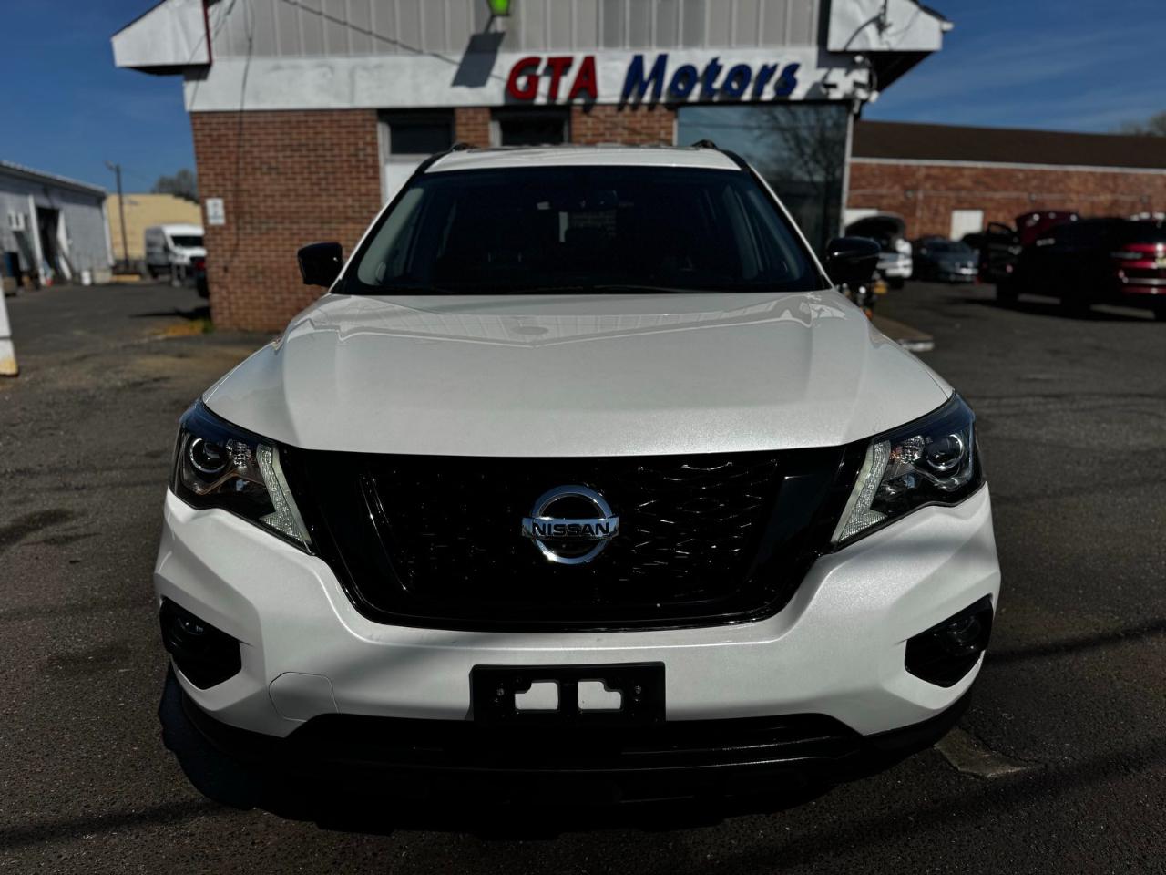 Nissan Pathfinder 4x4 SL 2019