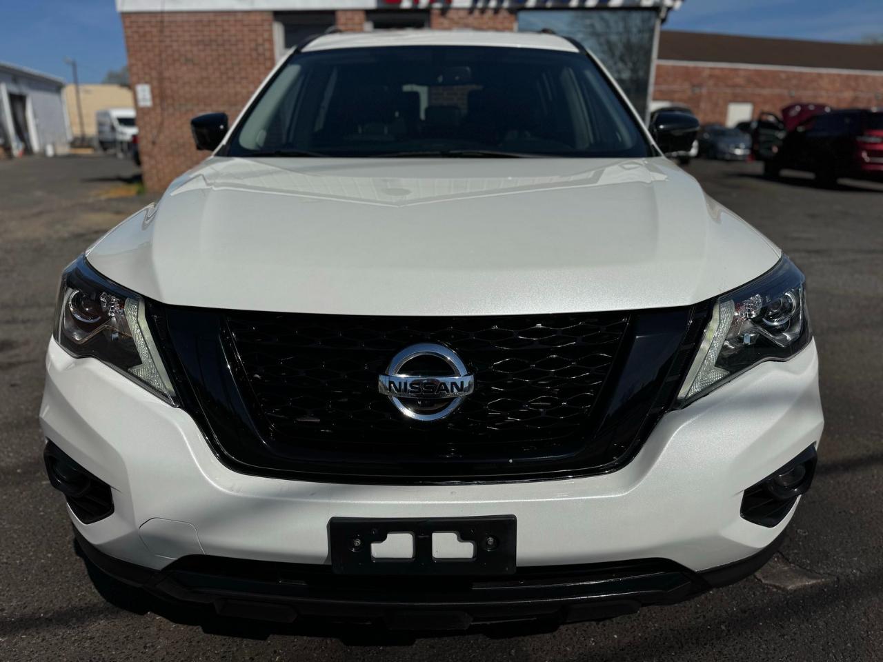 Nissan Pathfinder 4x4 SL 2019