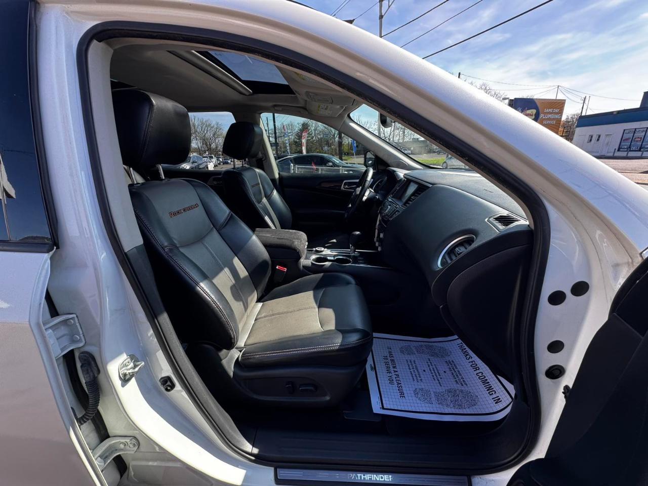 Nissan Pathfinder 4x4 SL 2019