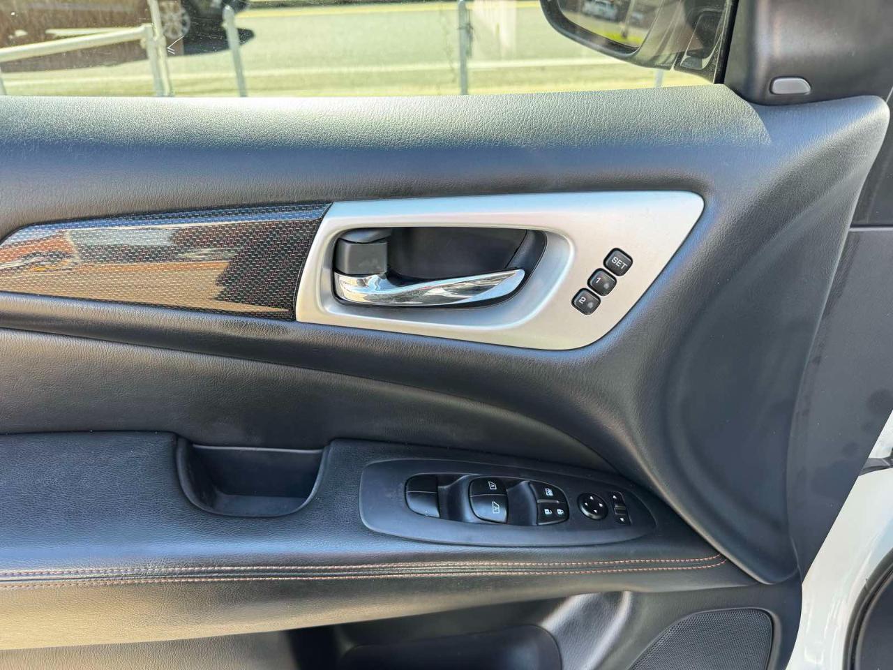 Nissan Pathfinder 4x4 SL 2019