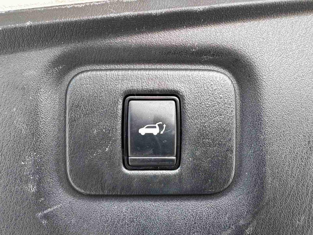 Nissan Pathfinder 4x4 SL 2019