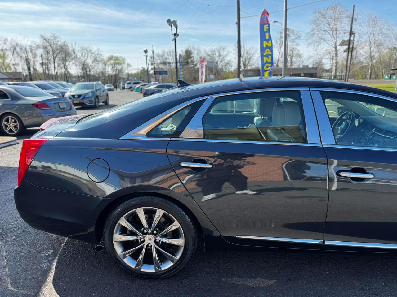 Cadillac XTS 4dr Sdn FWD 2014