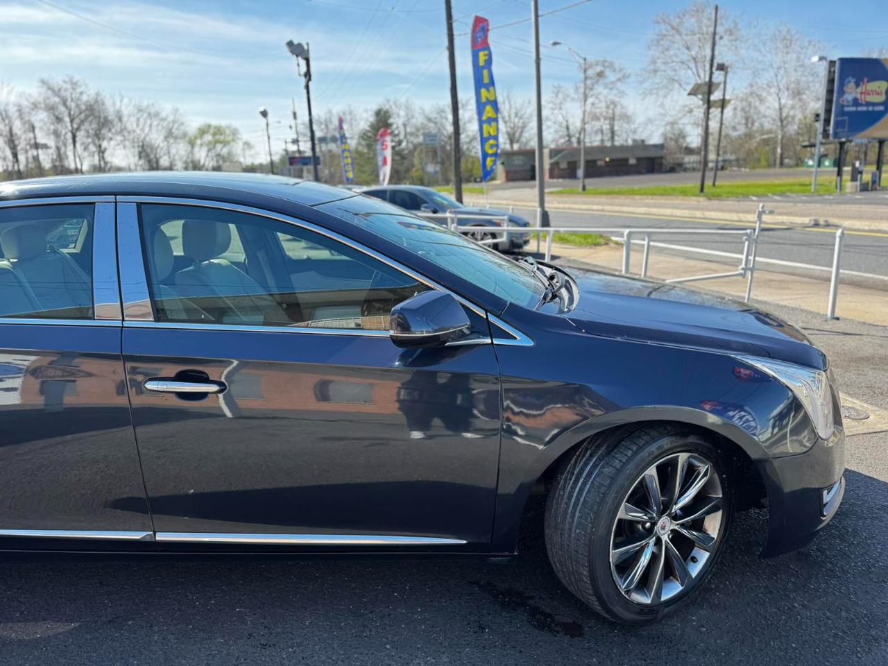 Cadillac XTS 4dr Sdn FWD 2014