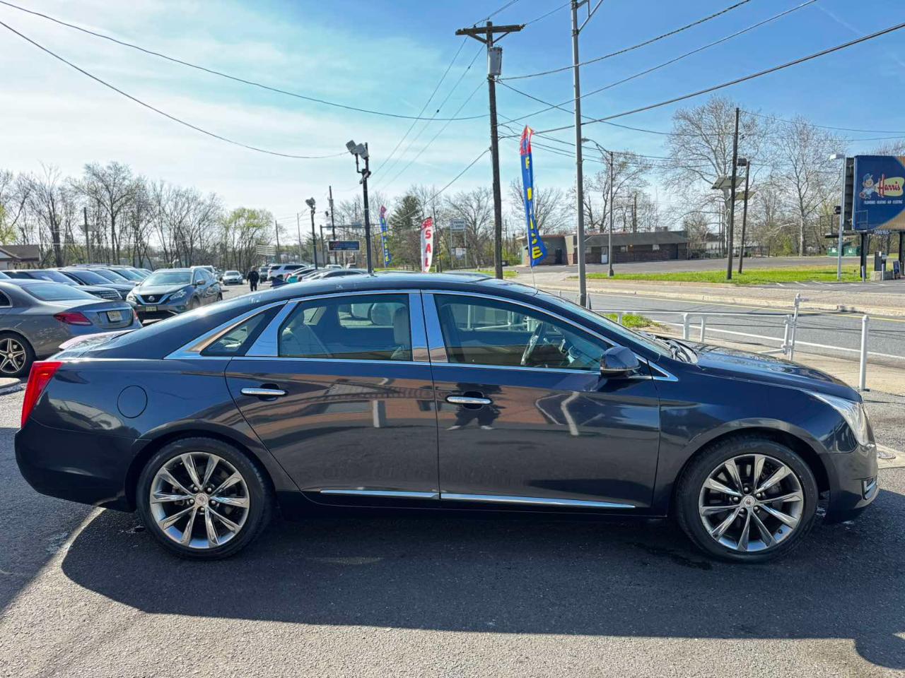 Cadillac XTS 4dr Sdn FWD 2014