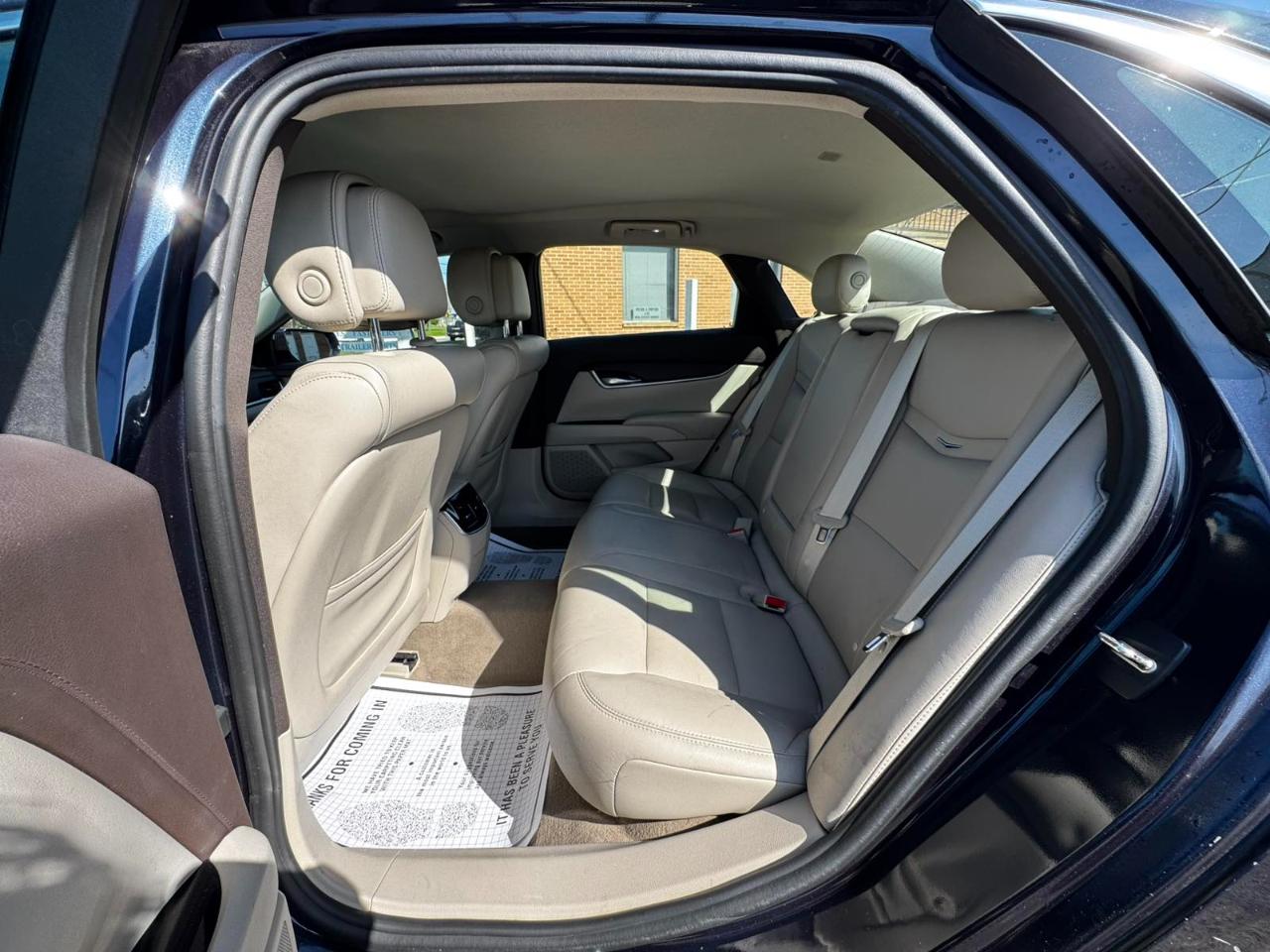 Cadillac XTS 4dr Sdn FWD 2014