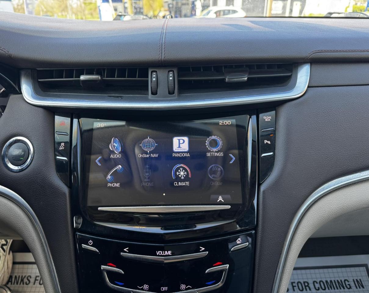 Cadillac XTS 4dr Sdn FWD 2014