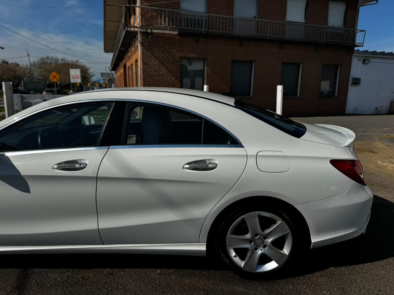 Mercedes-Benz CLA 4dr Sdn CLA 250 FWD 2016