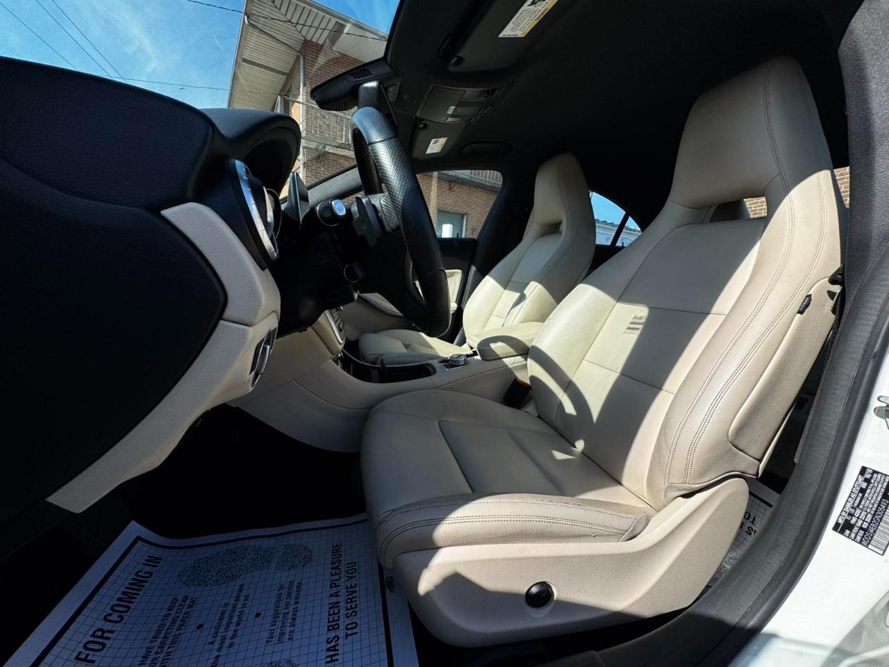 Mercedes-Benz CLA 4dr Sdn CLA 250 FWD 2016