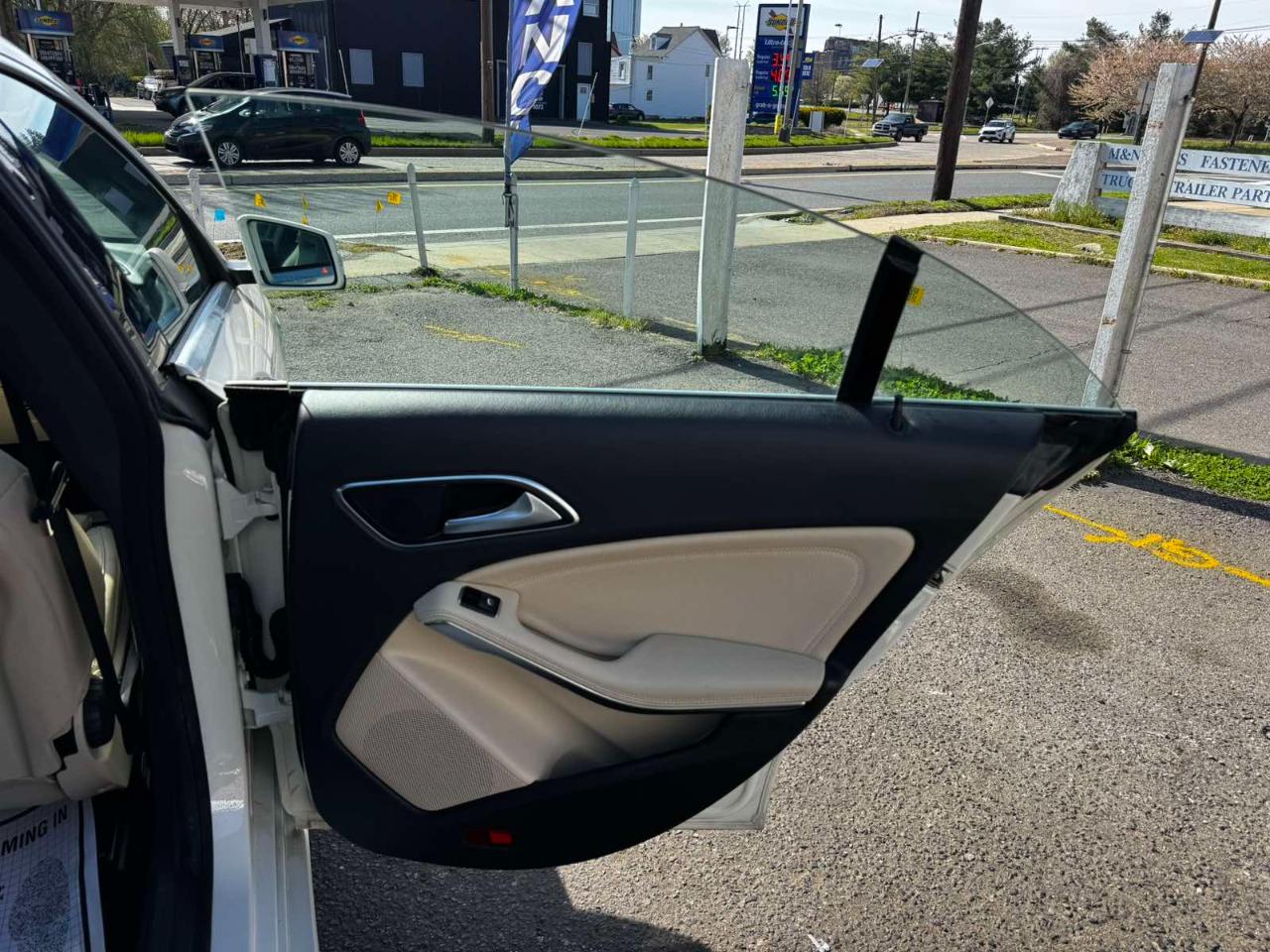 Mercedes-Benz CLA 4dr Sdn CLA 250 FWD 2016