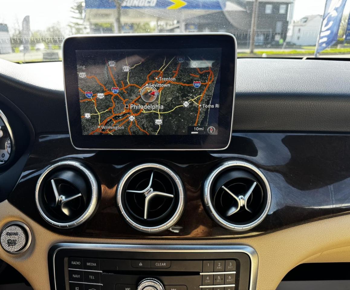 Mercedes-Benz CLA 4dr Sdn CLA 250 FWD 2016