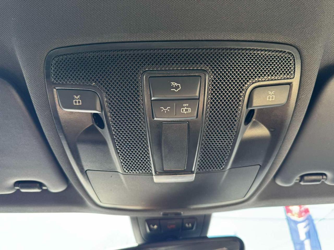 Mercedes-Benz CLA 4dr Sdn CLA 250 FWD 2016