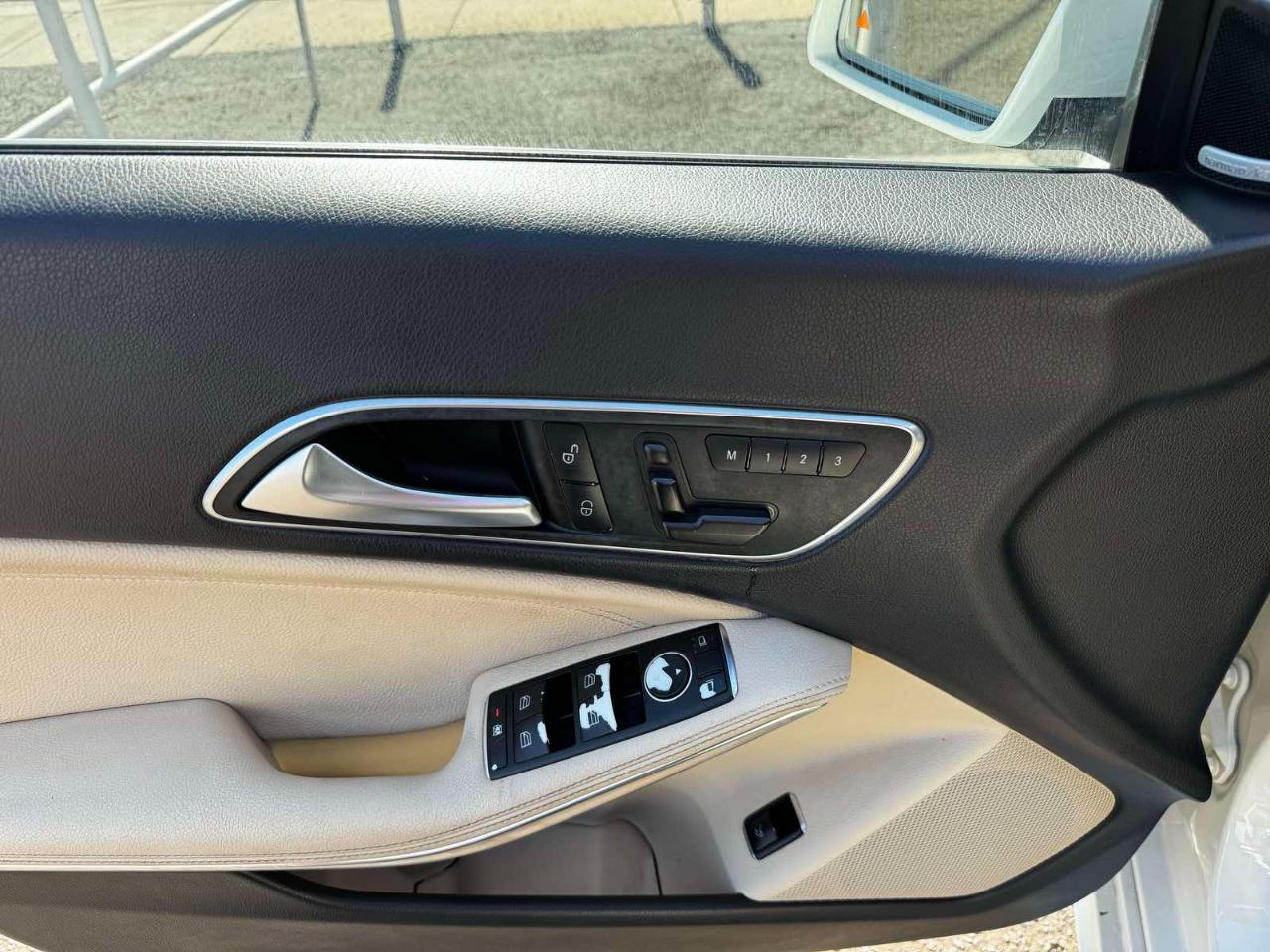 Mercedes-Benz CLA 4dr Sdn CLA 250 FWD 2016