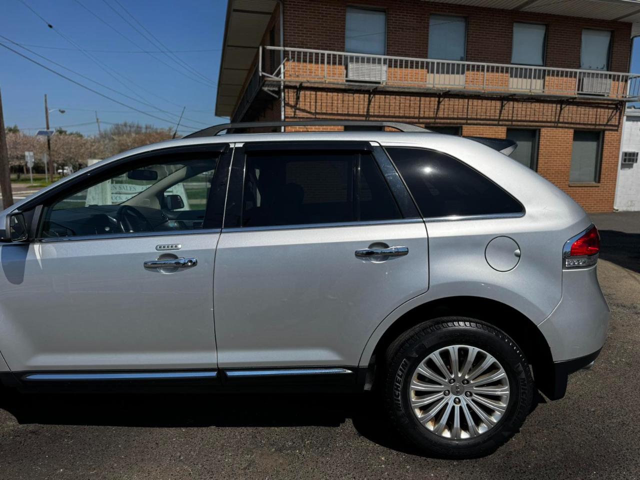 Lincoln MKX FWD 4dr 2013