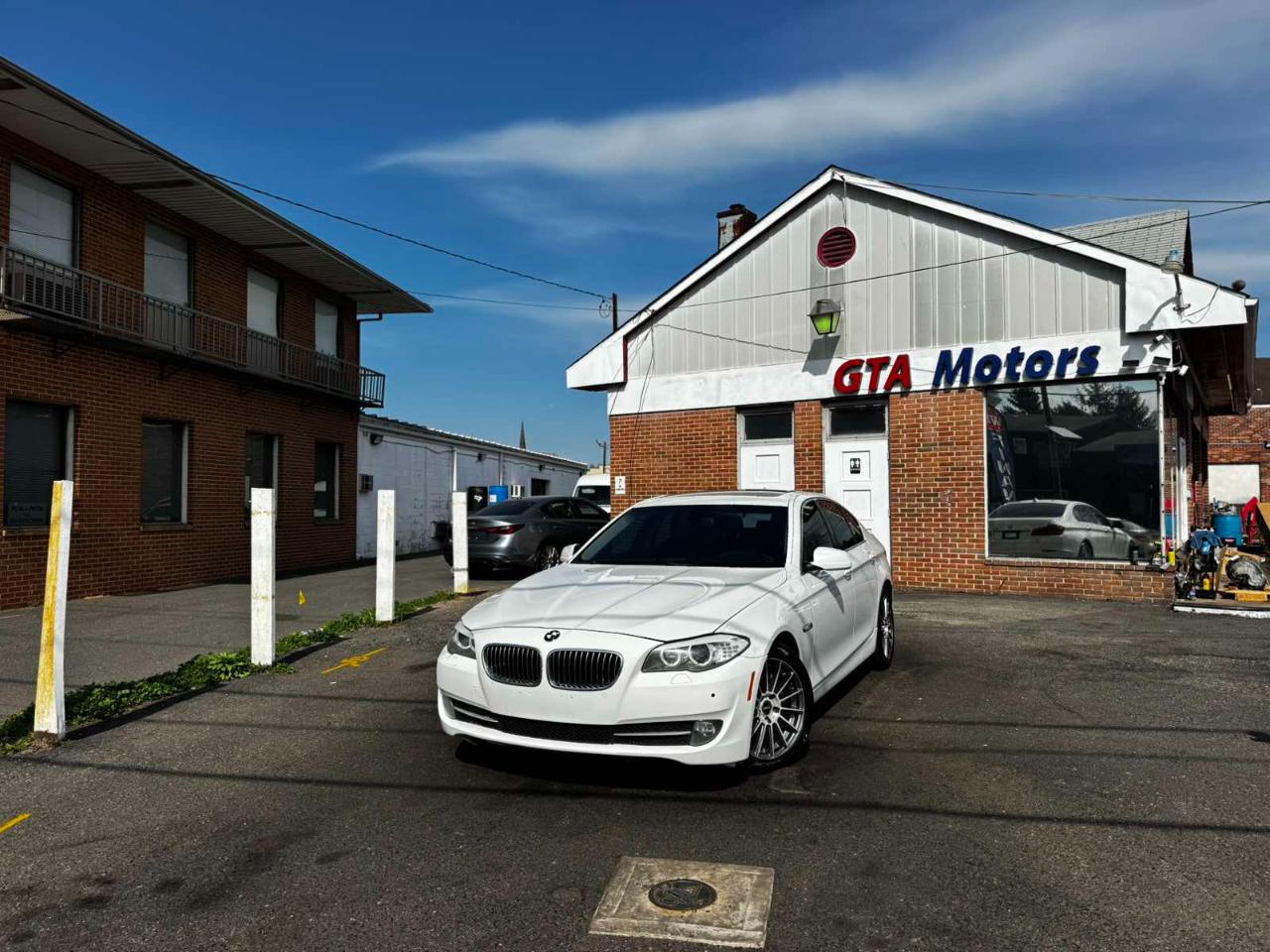 BMW 5 Series 4dr Sdn 535i xDrive AWD 2013