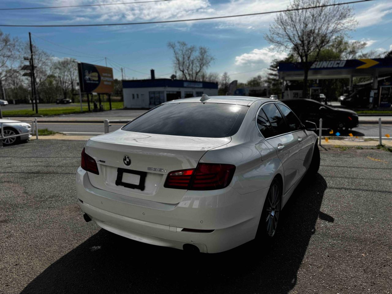 BMW 5 Series 4dr Sdn 535i xDrive AWD 2013