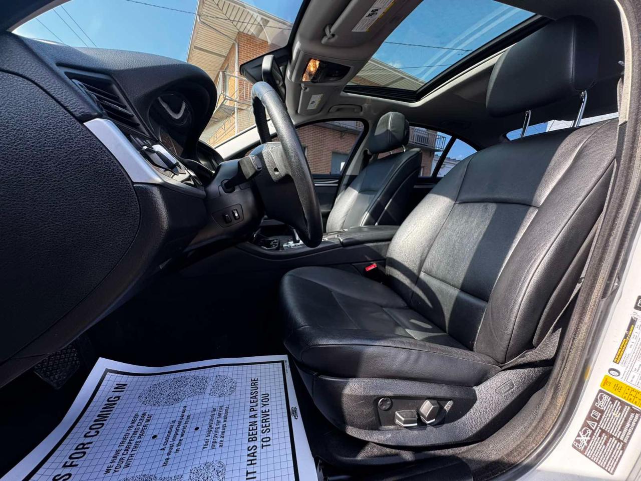 BMW 5 Series 4dr Sdn 535i xDrive AWD 2013