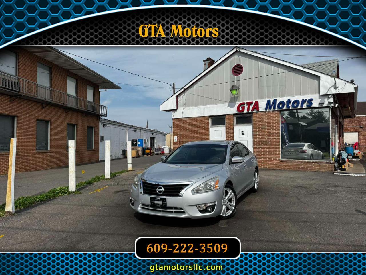 Nissan Altima 4dr Sdn V6 3.5 SL 2013