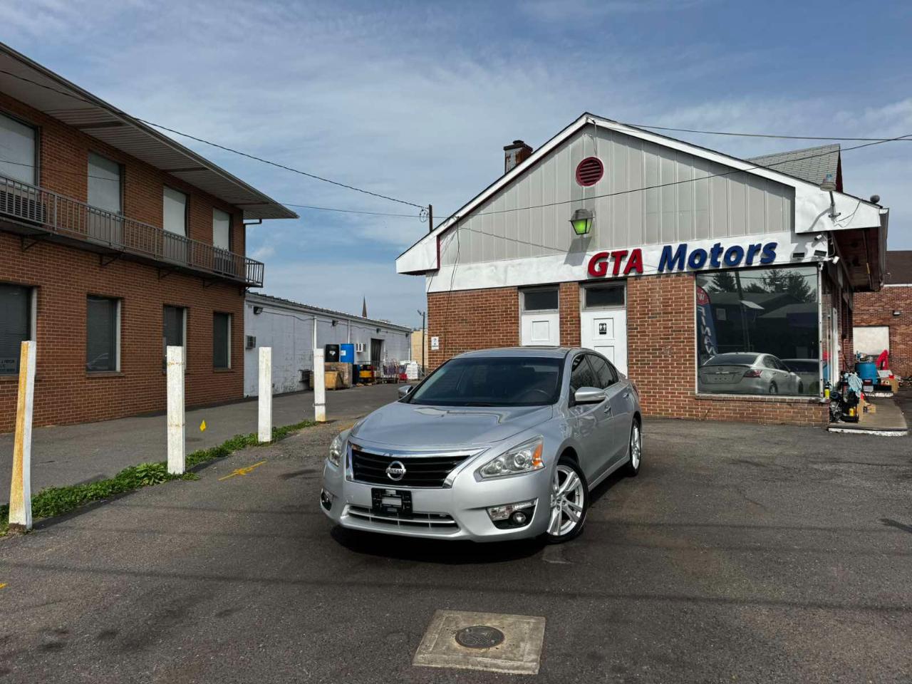 Nissan Altima 4dr Sdn V6 3.5 SL 2013