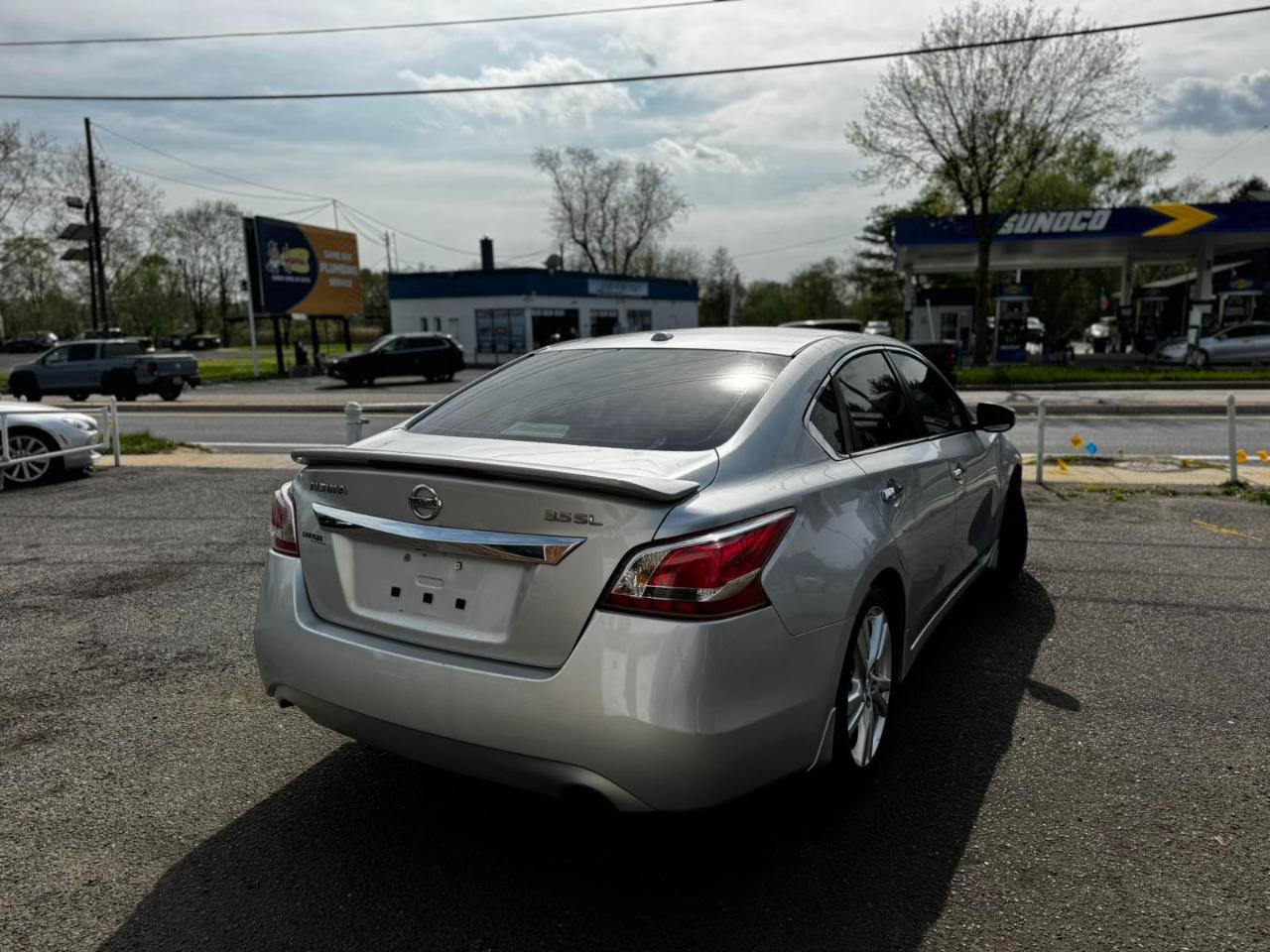 Nissan Altima 4dr Sdn V6 3.5 SL 2013