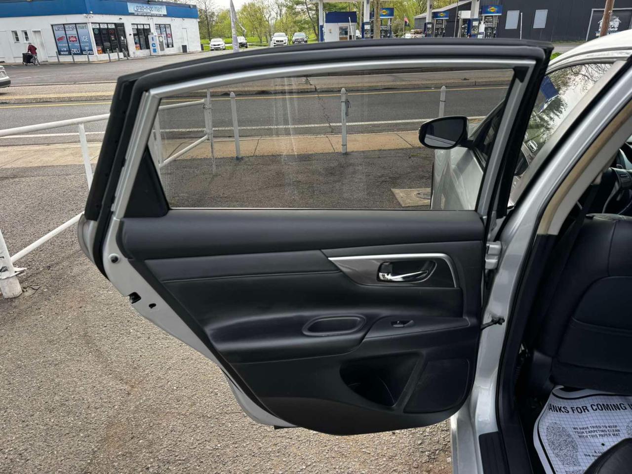 Nissan Altima 4dr Sdn V6 3.5 SL 2013